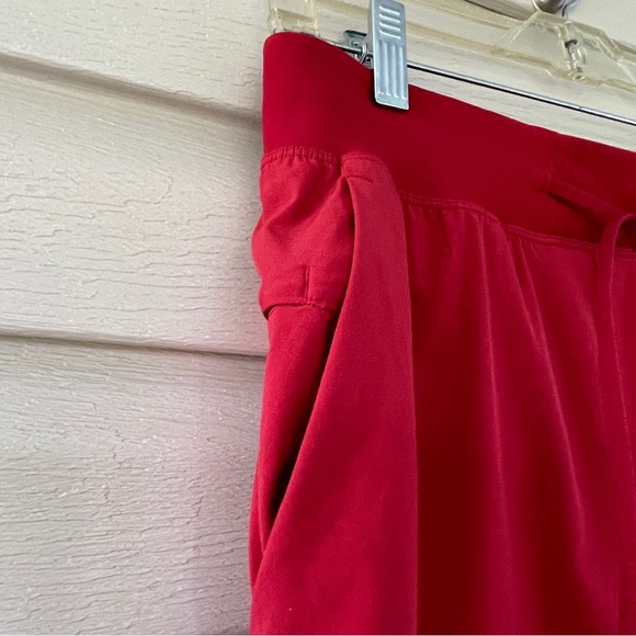 Lululemon T.H.E. Linerless Red Drawstring Athletic Shorts Size S - Picture 4 of 8